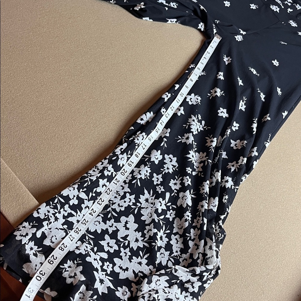 FUZZI Italian Black Floral Wide Leg Romper- M - Picture 14 of 14